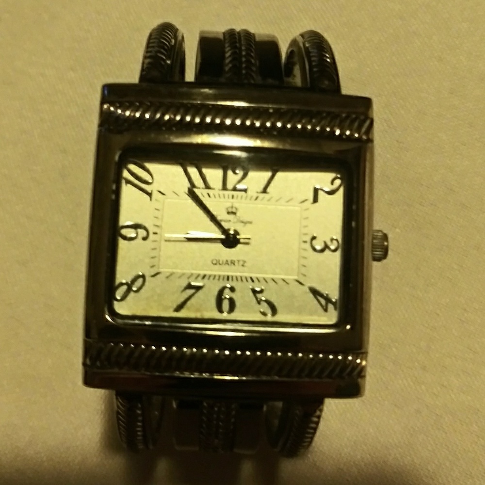Vintage Ladies Silvef Cuff Watch , mother of pearl